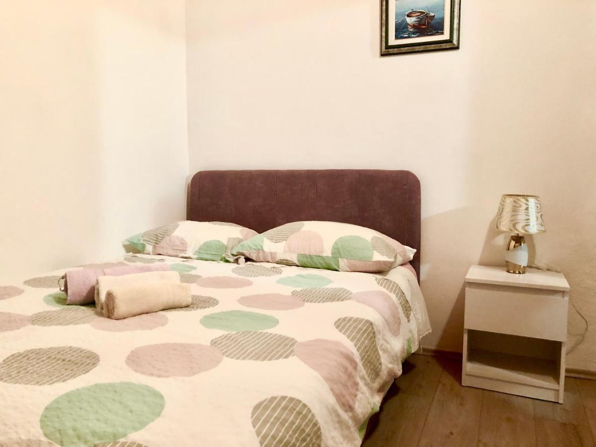 Nar Apartment Mrljane Bagian luar foto