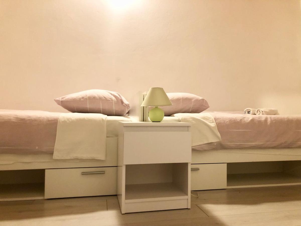 Nar Apartment Mrljane Bagian luar foto