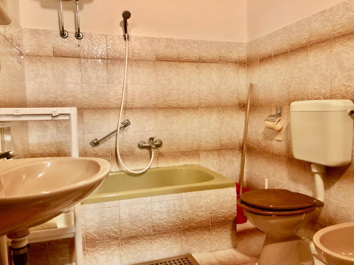 Nar Apartment Mrljane Bagian luar foto