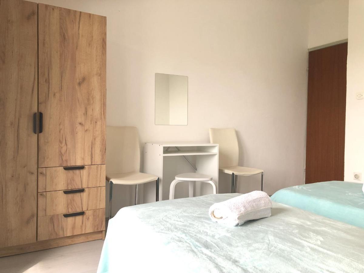 Nar Apartment Mrljane Bagian luar foto