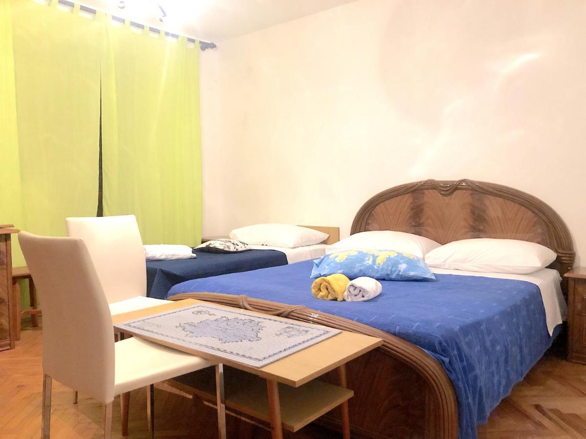 Nar Apartment Mrljane Bagian luar foto