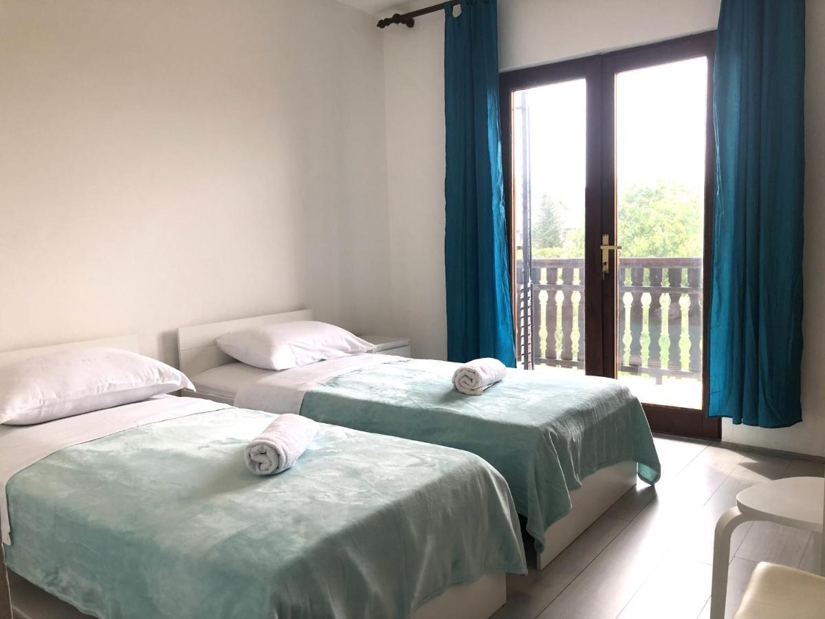 Nar Apartment Mrljane Bagian luar foto